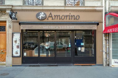 03 / 03 / 2023 - devanture ancienne europeenne, butik francaise, vitrin ticareti, cephe de magasin parisien typique et ancien