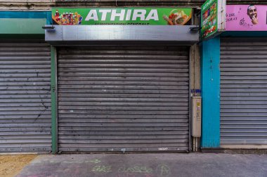 03 / 03 / 2023 - Devanture ticari franaise, butik Paris tipiği, modle de faade ticari eurciale europenne, devanture ancienne