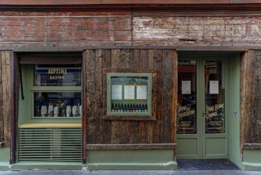 03 / 03 / 2023 - Devanture ticari franaise, butik Paris tipiği, modle de faade ticari eurciale europenne, devanture ancienne