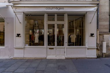 03 / 03 / 2023 - Devanture ticari franaise, butik Paris tipiği, modle de faade ticari eurciale europenne, devanture ancienne