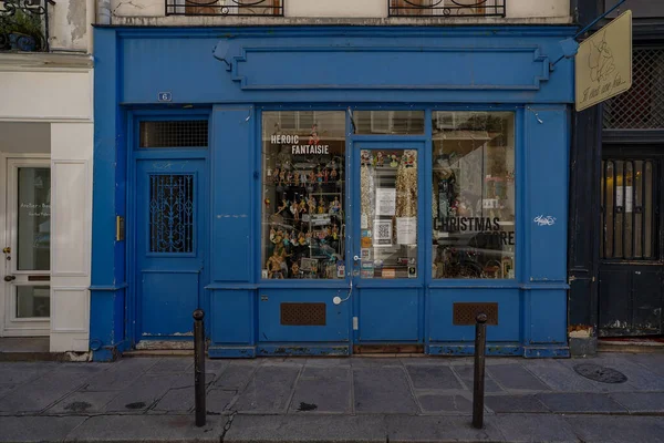 2023 Boutique Parisienne Typique Devanture Ancienne Magasin Parisien Modle Vitrine — Zdjęcie stockowe