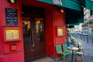 03 / 03 / 2023 - Devanture Parisienne typique, Ancien trade, devanture de magasin Europen et Franais, modle de vitrine ancienne 