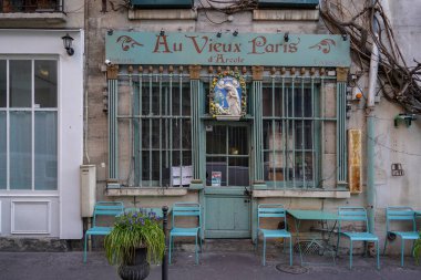 03 / 03 / 2023 - devanture ancienne typique de Paris, modle de butique vintage pour design, vieille faade trade ciale de Franaise