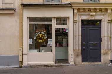 03 / 03 / 2023 - Devanture Parisienne typique, modle de butique pour graphique, faade de magasin ancient