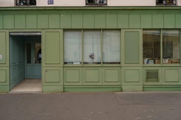 2023 Typisch Parijse Etalage Franse Boutique Gevel Modle Commerce — Stockfoto