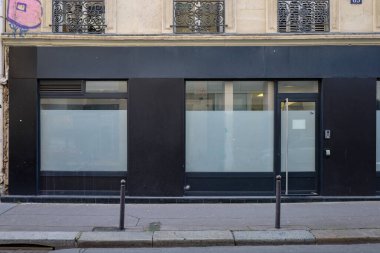 Devanture typique parisienne, ticaret, sode de butique et vitrine .modle pour graphique