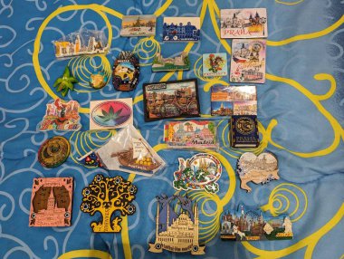 çok çeşitli mıknatıslar koleksiyonu 