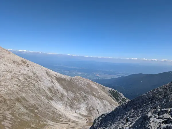 Dağların güzel manzarası