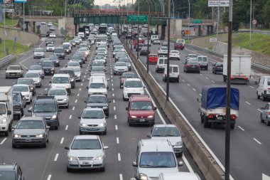 Buenos Aires metropolünde trafik sıkışıklığının panoramik görüntüsü