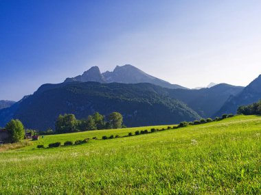 Yaz mevsiminde Bavyera Alp Dağları, Konigssee, Almanya 