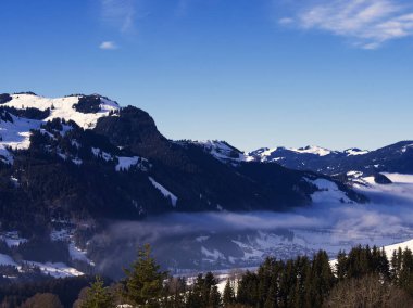 Güzel Avusturya Alpleri dağ manzarası. Yüksek kalite fotoğraf