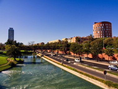 Deniz kenarı bulvarı olan Barselona şehri. İspanya 