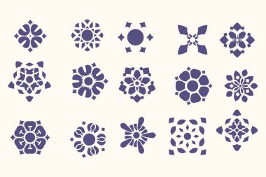 Beyaz arka planda izole edilmiş çiçek desenli tasarım elementleri koleksiyonu. Bu dekoratif süsler grafik tasarım, antika eski stiller ve soyut sanat projeleri için harikadır. Basit ve zarif şekilli vektör illüstrasyonu