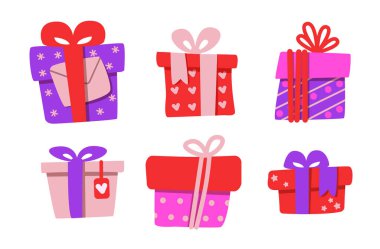 Sevgililer günü hediyelerinin koleksiyonu. Düz stil, farklı kutular.