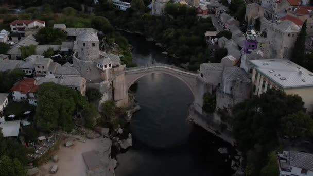 Mostar Old Bridge Luchtinhoud 2022 Hoge Kwaliteit Beeldmateriaal — Stockvideo