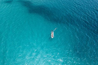 Büyük ada Ilha Grande Abraao plajı Angra dos Reis, Rio de Janeiro, Brezilya. San Antonio Sahili Praia San Antonio Lopes Mendes Plajı. 