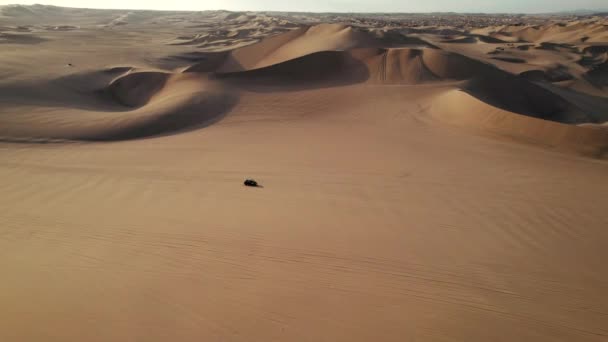 Drone Innhold Ørkenen Sanddyner Samlinger Buggys Huacachina Ica Peru Sør – stockvideo