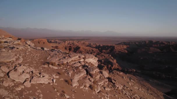 智利阿塔卡马沙漠圣佩德罗月球谷山谷美丽的无人驾驶飞机景观 高质量的照片 — 图库视频影像