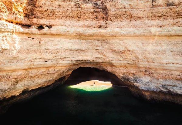 Gerahmte Drohnenaufnahme Der Benagil Höhlen Der Algarve Portugal Hochwertiges Foto — Stockfoto