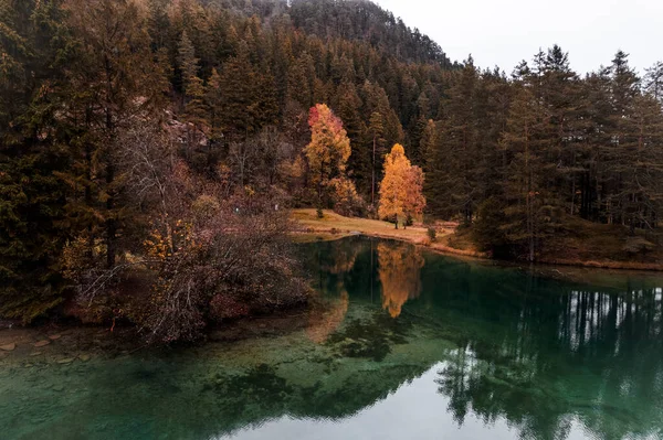 Stimmungsvolle Luftaufnahme Vom Fernsteinsee Österreich Der Herbstsaison Hochwertiges Foto — Stockfoto