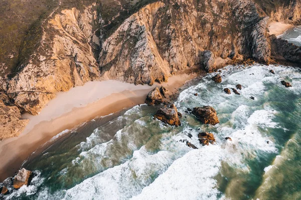 Luchtfoto Van Praia Ursa Portugal Tijdens Zonsondergang Hoge Kwaliteit Beeldmateriaal — Stockfoto
