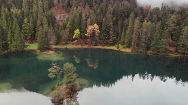 Moody Aerial Video Fernsteinsee Lake Austria Autumn Season High Quality — Stock Video