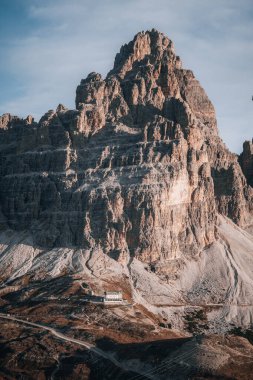 Fotoğraf Cadini di Misurina tepeleri, Auronzo, Tre Cime, Dolomites İtalya. Yüksek kalite fotoğraf