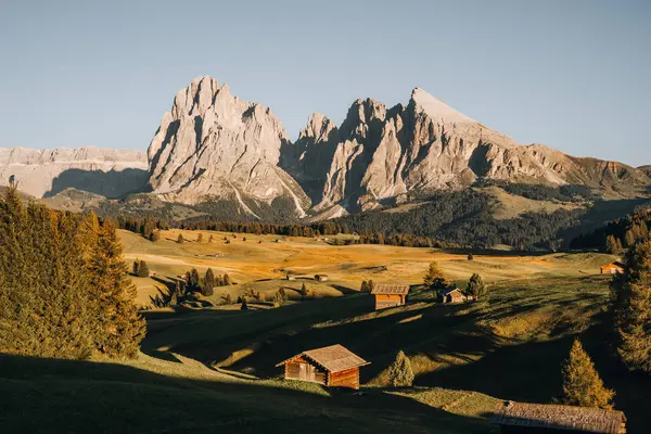 Prachtig Uitzicht Het Landschap Van Alpe Siusi Tijdens Zonsondergang Dolomieten — Stockfoto