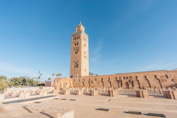 Koutoubia Mecset Marrakech Marokkó Egy Napsütéses Napon Kiváló Minőségű Fénykép — Stock Fotó