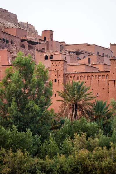 モロッコのOuarzazateに近いアイト ベナダド要塞の町 高品質の写真 — ストック写真