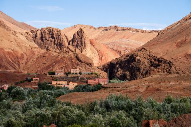 Gün batımında Dades Gorge Fas 'taki doğa, kayalar ve dağlar. Yüksek kalite fotoğraf