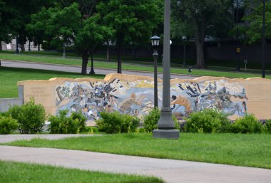 Başkent Minnesota 'nın başkenti St. Paul' daki Eyalet Kongre Parkı 'nda anma töreni