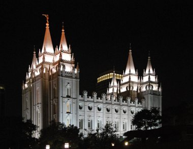 Utah 'ın başkenti Salt Lake City' deki Gece Tapınağı