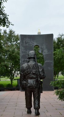 Başkent Minnesota 'nın başkenti St. Paul' daki Eyalet Kongre Parkı 'nda anma töreni