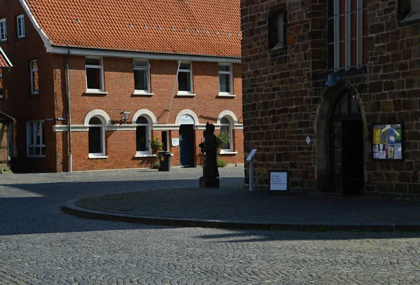 Socha Kostela Starém Městě Nienburg Řeky Weser Dolní Sasko — Stock fotografie