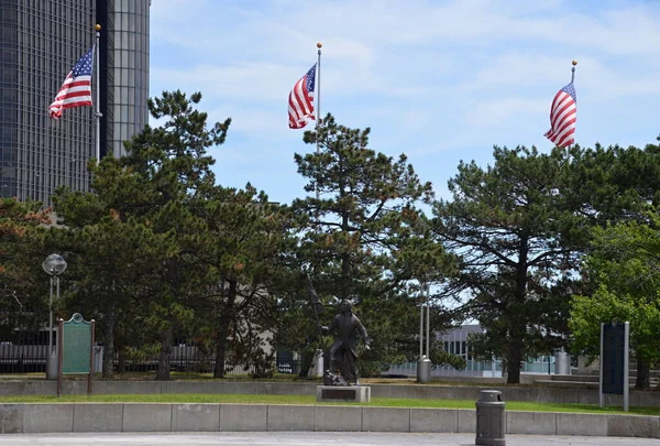 密歇根州底特律市中心的纪念碑 — 图库照片
