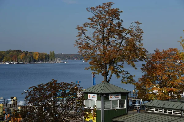 Marina Otoño Lago Wannsee Zehlendorf Berlín Capital Alemania —  Fotos de Stock