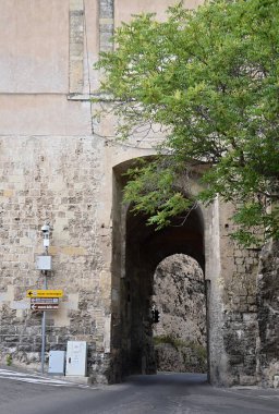 İtalya, Akdeniz 'deki Sardunya Adası' ndaki Cagliari Kasabasındaki Tarihi Bina