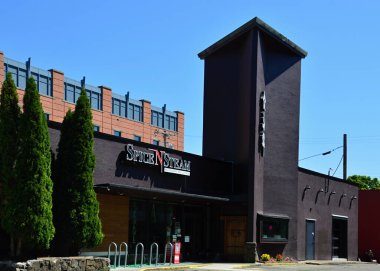 Eugene, Oregon 'daki Modern Binalar