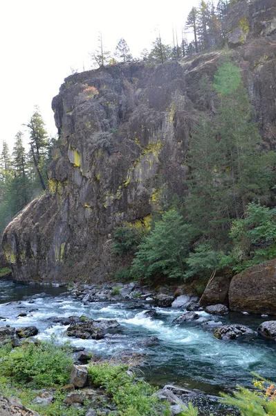 Umpqua River Cascade Range Oregon — Stock fotografie