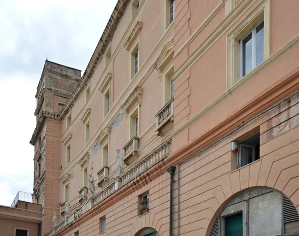 Történelmi Épület Cagliari Óvárosában Földközi Tengeren Olaszországban — Stock Fotó