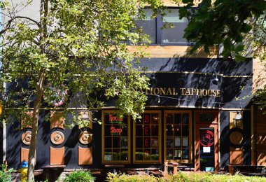 Street Scene in Downtown Eugene, Oregon