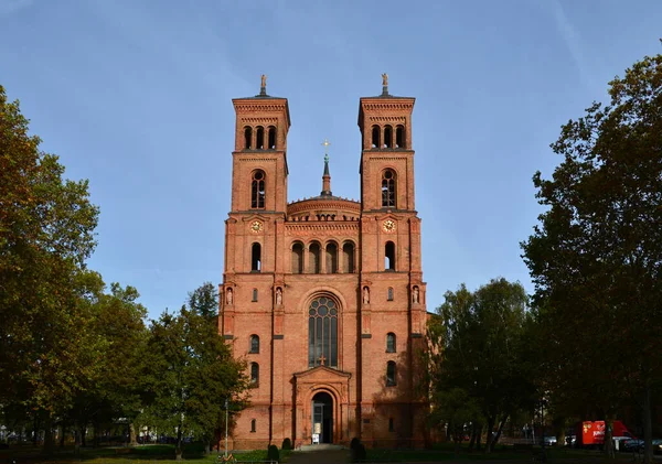 Історична Церква Сусідстві Кройцберг Берліні Столиці Німеччини — стокове фото