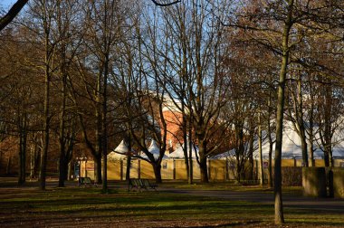 Berlin 'deki Büyük Tiergarten Parkı' nda bahar, Almanya 'nın başkenti
