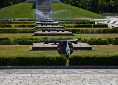 Berlin 'deki Treptow Mahallesindeki Sovyet Anıtı, Almanya' nın başkenti.