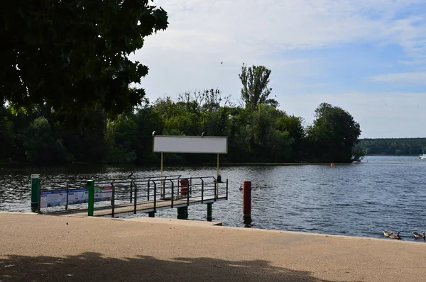Promenad Vid Sjön Wannsee Stadsdelen Kladow Berlin Tysklands Huvudstad — Stockfoto