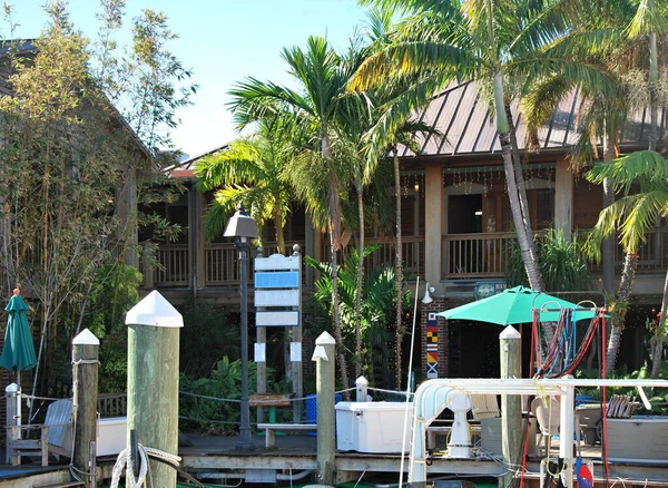 Florida Keys 'deki Key West' teki Meksika Körfezi 'ndeki Marina.