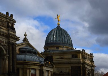 Saksonya 'nın başkenti Dresden' deki tarihi bina.