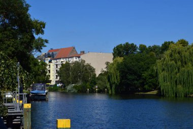Almanya 'nın başkenti Berlin' de Charlottenburg 'daki River Spree Panorama' da.