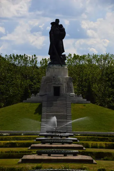 Mémorial Soviétique Dans Quartier Treptow Berlin Capitale Allemagne — Photo